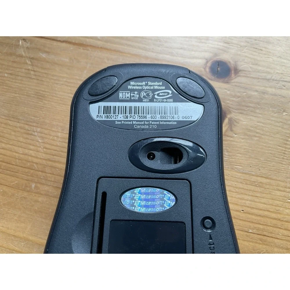 Genuine Original Microsoft Wireless Optical Mouse Model: 1025 NO RECEIVER